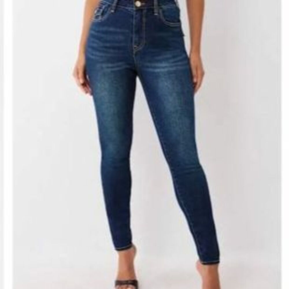 True Religion Blue Denim Mid Rise Skinny Straight Stretch Jeans Women’s Size 16